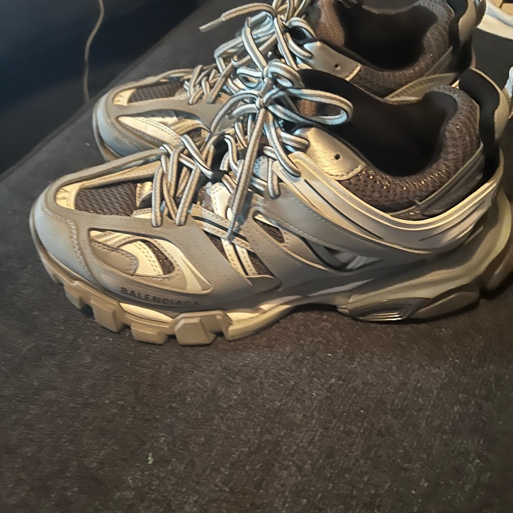 Balenciaga track size 8 in womens - Picture 3 of 3